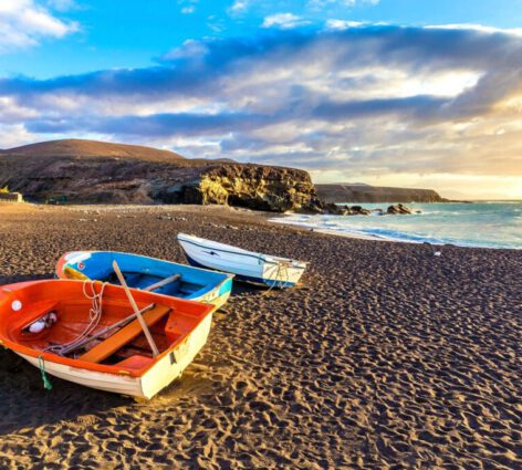 Fischerboote Ajuy Playa by InsiderFuerteventura