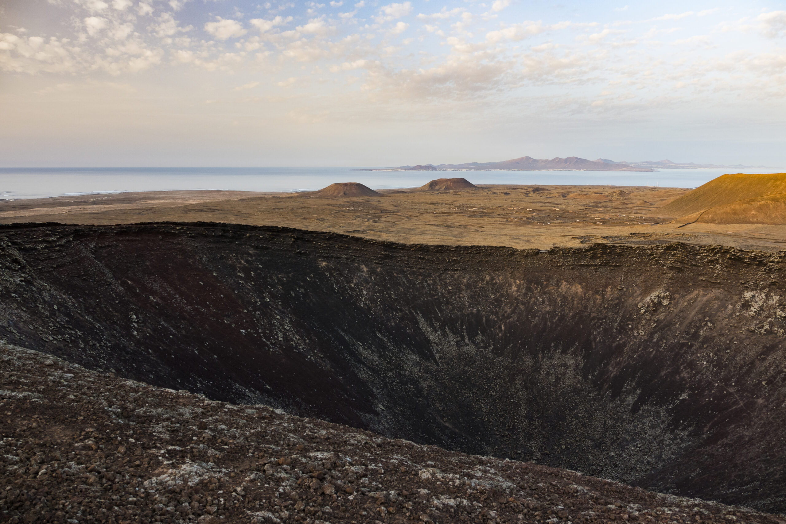 peak of the volcano Hondo by Insider Fuerteventura