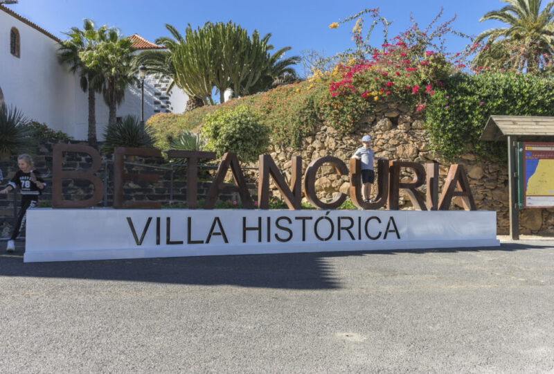 Betancuria Ortsschild by Insider Fuerteventura