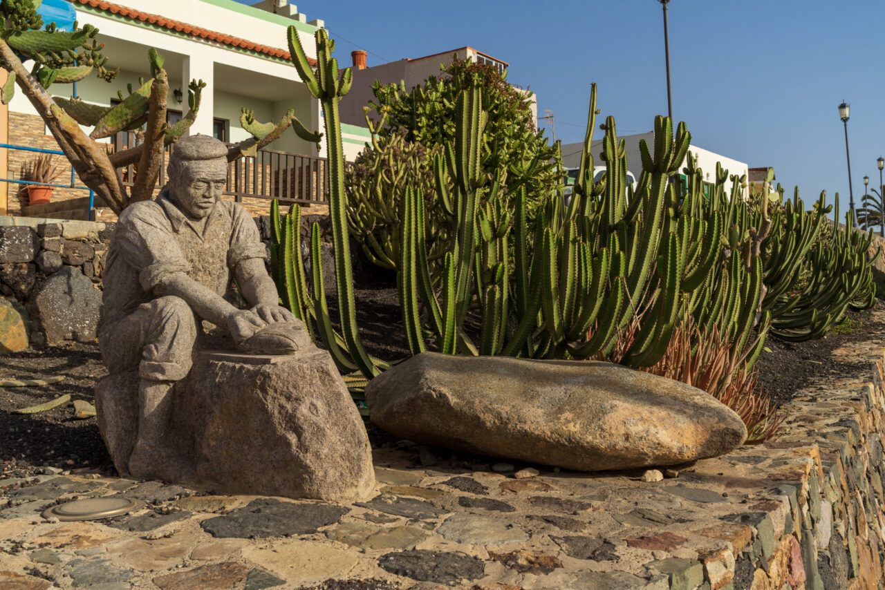 Ajuy Fischer & Kaktus by InsiderFuerteventura