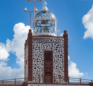 Faro de la Entrellada 04 by InsiderFuerteventura