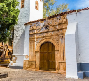 Pajara Kirche by InsiderFuerteventura