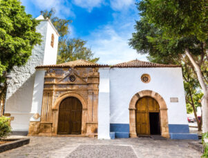 Pajara Kirche Portal 01 by InsiderFuerteventura
