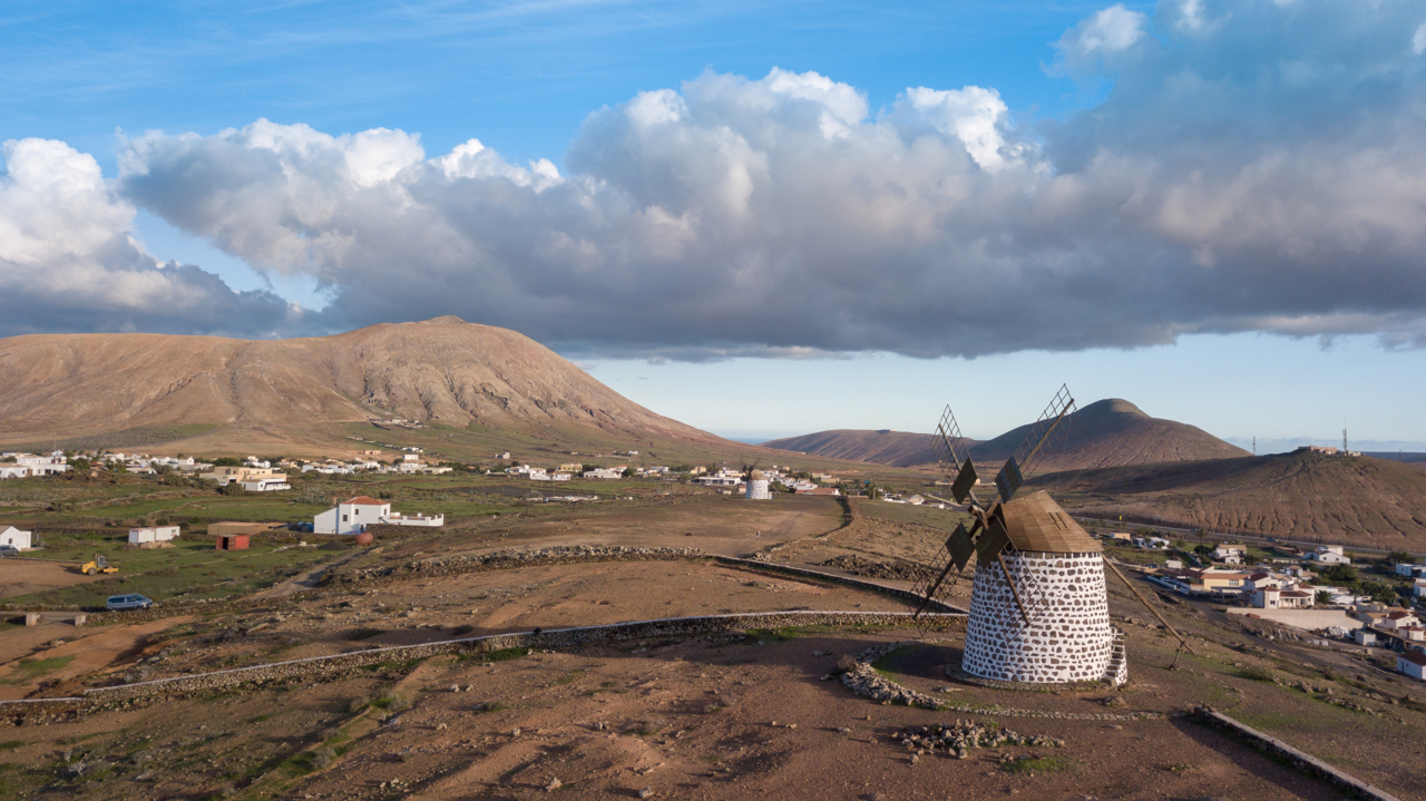 Windmühle Villaverde Drohne by InsiderFuerteventura
