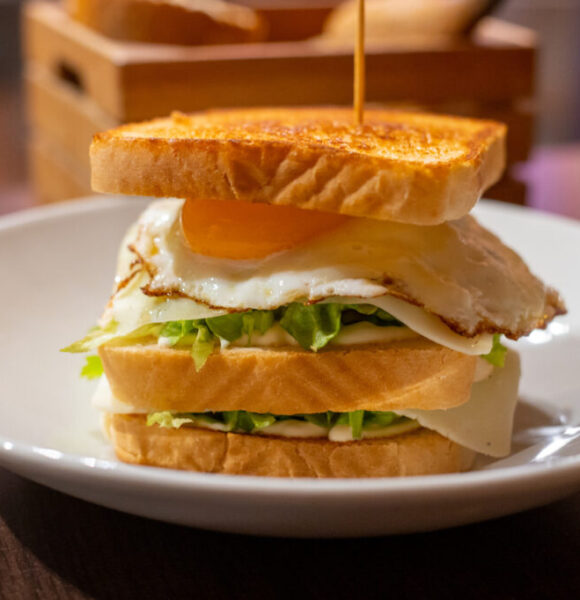Vegetarisches Club Sandwich Essen by InsiderFuerteventura