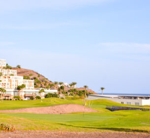 Las Playitas Blick vom Golfplatz auf Ressort by InsiderFuerteventura