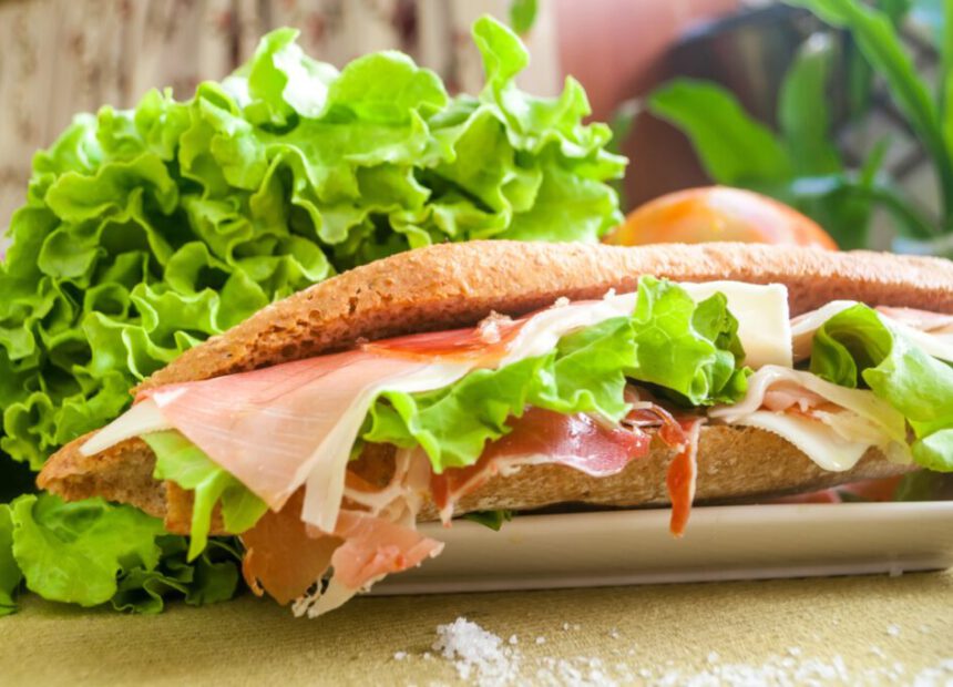Bocadillo mit Serano Schinken Essen by InsiderFuerteventura